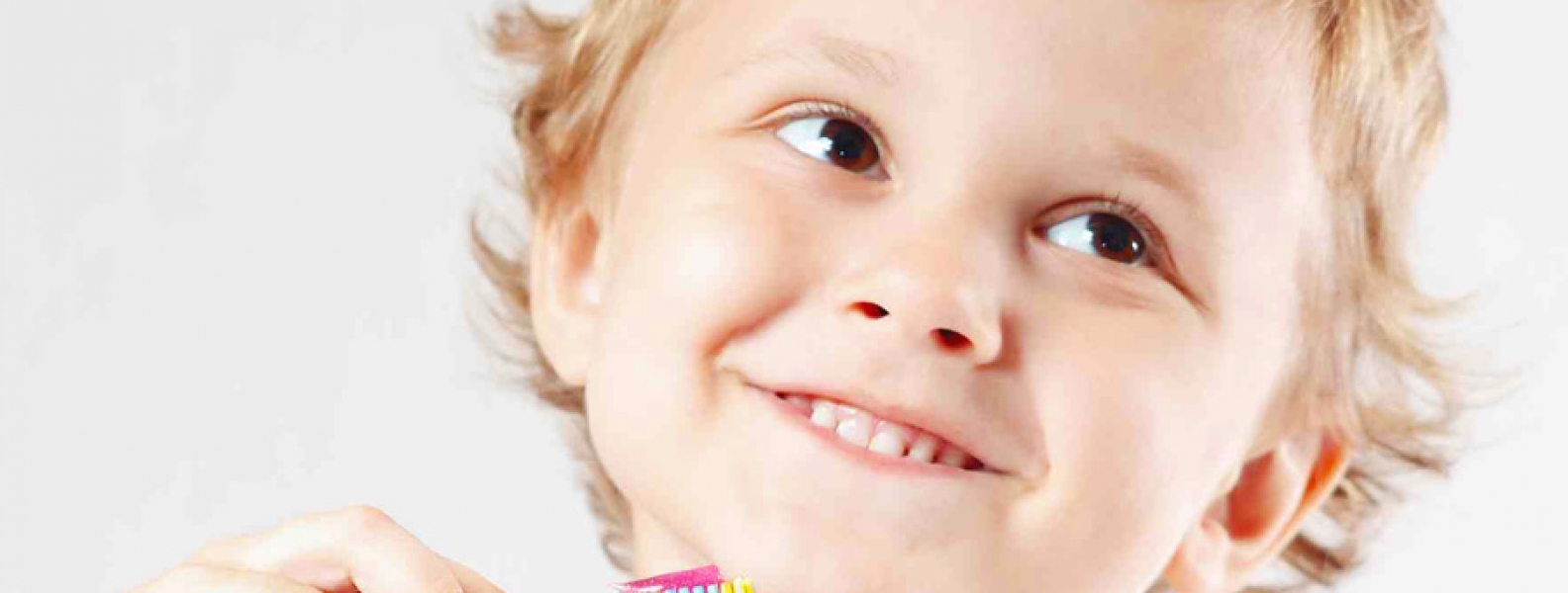 Adaptacja dziecka podczas wizyty u stomatologa